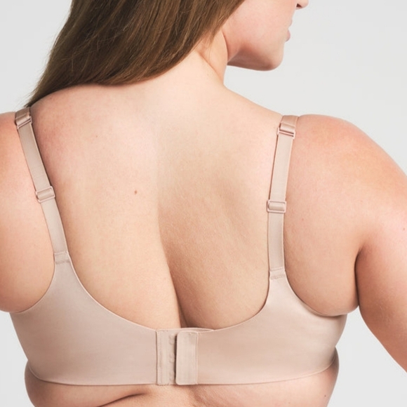 SKIMS Ultimate Plunge Push Up Bra In Mica - Picture 3 of 10